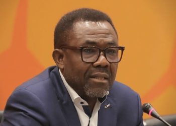 Scandale sur Veron Mosengo-Omba : Des détails compromettants dévoilés